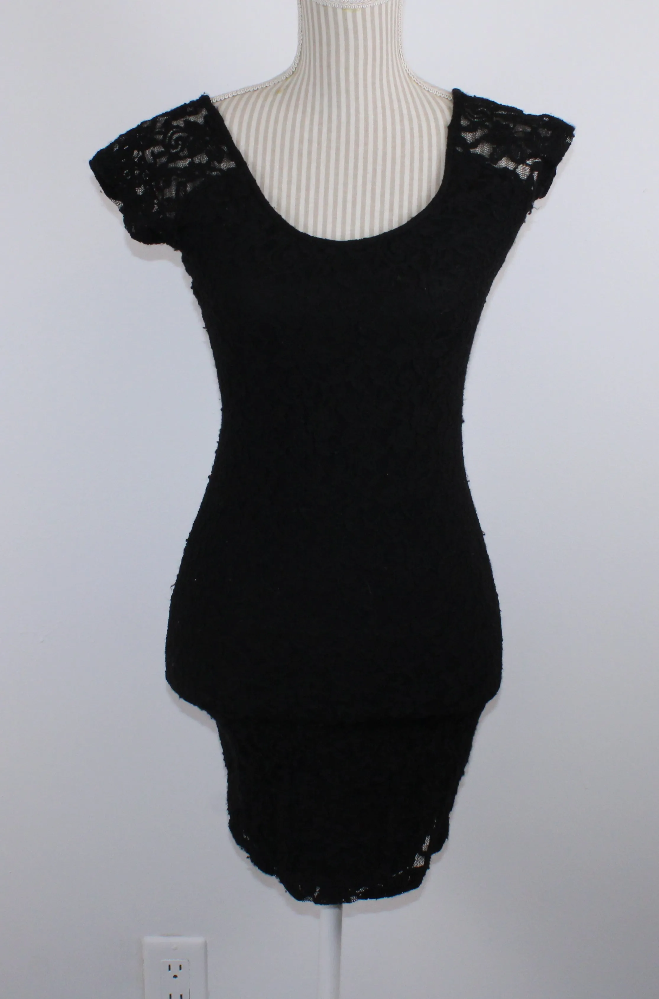 BLACK LACE DRESS APPROX LADIES XS EUC