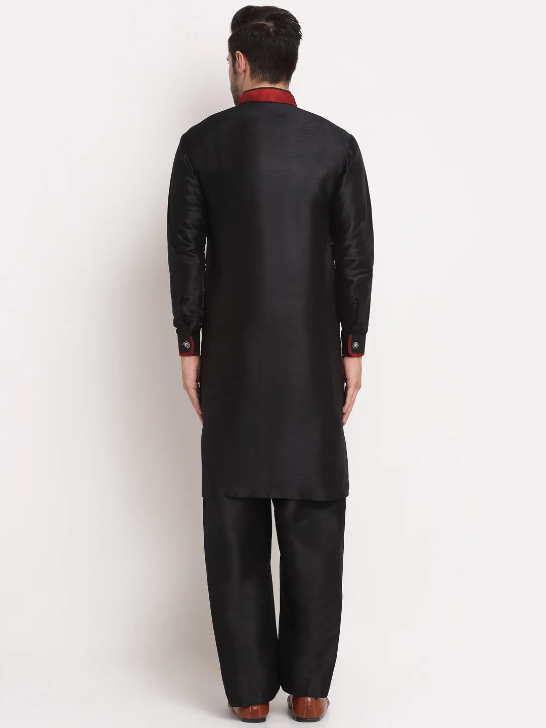 Men's Black Solid Kurta With Pyjamas Set - Benstoke