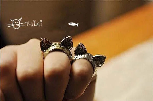 Meow Pointy Ears Vintage Ring