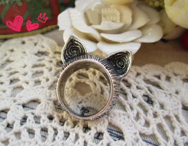 Meow Pointy Ears Vintage Ring