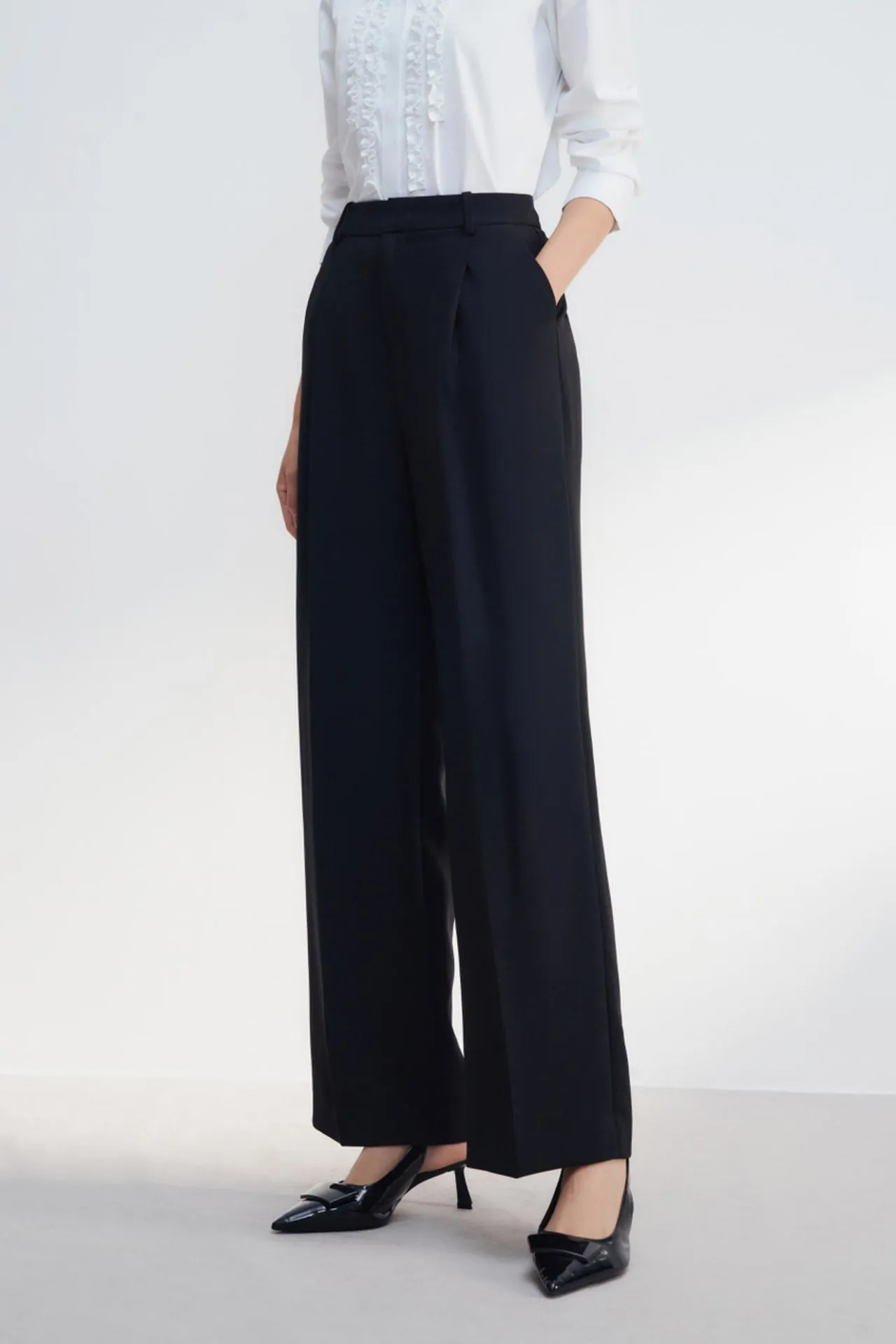 Multi-Way Stretch Relaxed Straight Leg Pants